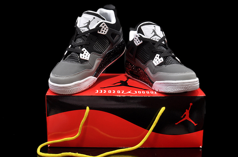 Air Jordan 4 Women Shoes Black/White/Gray Online